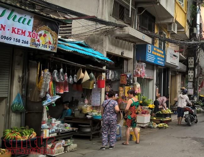 Vỉa hè Hà Nội: Thập thò tái lấn chiếm ảnh 2